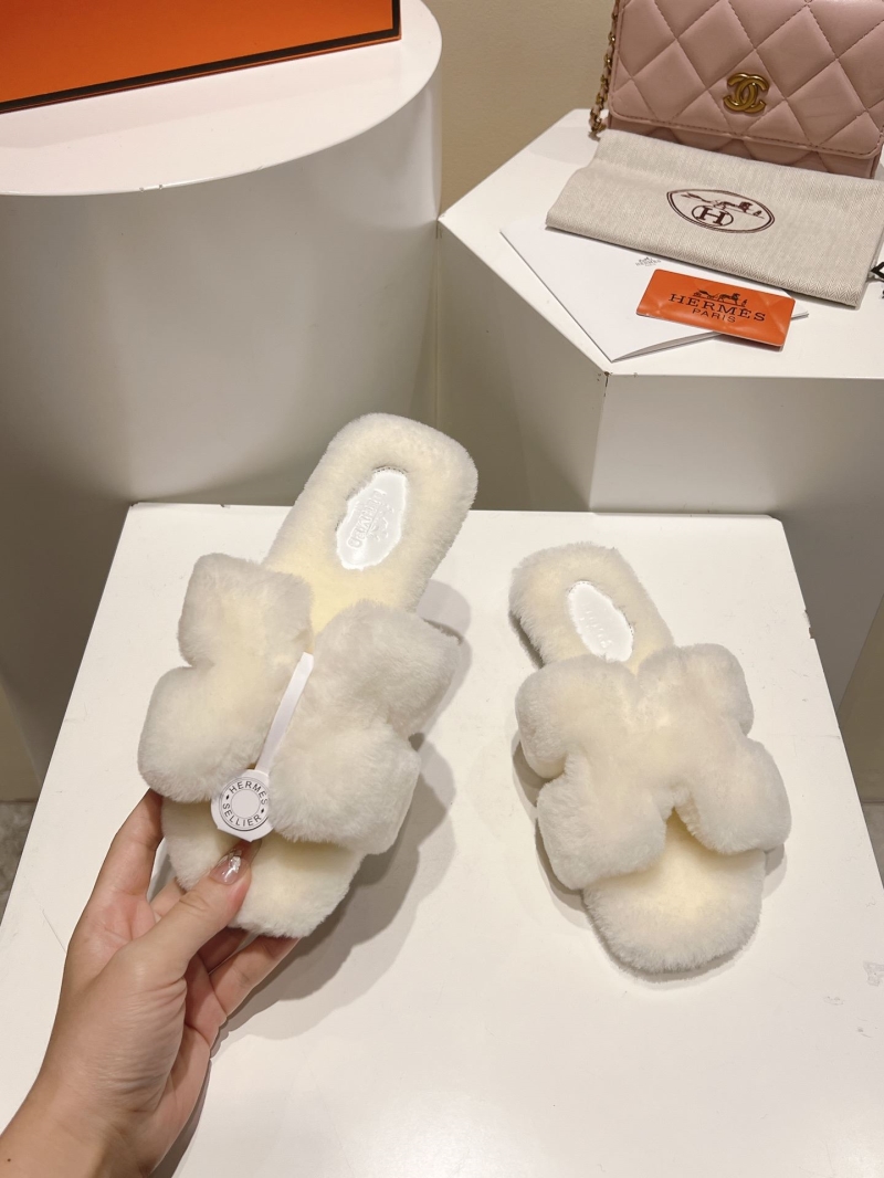 Hermes Slippers